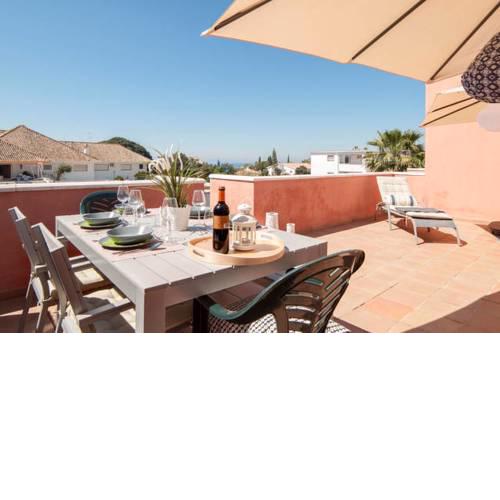 Stunning 35m2 Terrace! Fantastic Sea Views with great sunsets! Free Wifi!