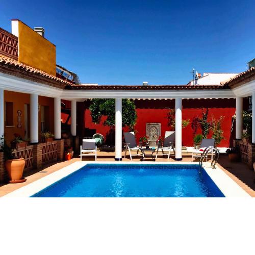 Stunning 4-Bed Roman Villa Spain's Golden Triangle