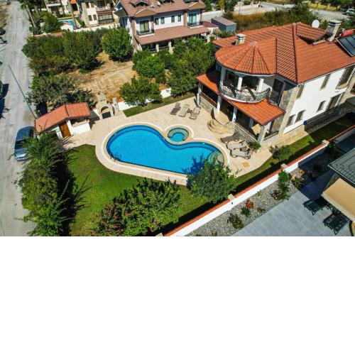Stunning 4-Bedrooms Villa in Dalyan Turkey