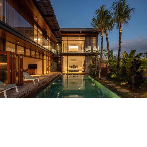 Stunning 6 Br Villa With Exceptional Scenery -dyu