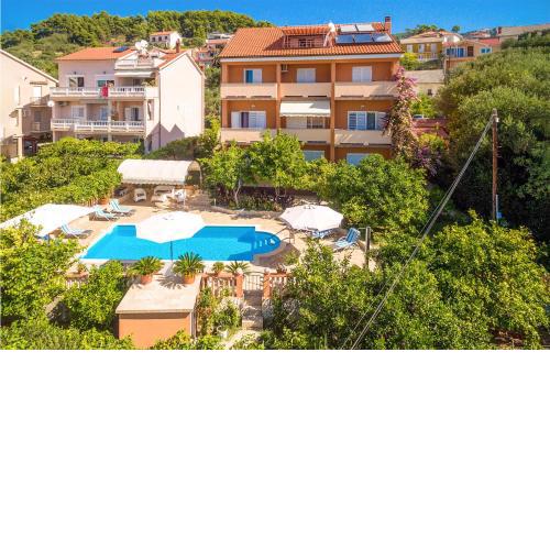 Stunning apartment in Banjol with Outdoor swimming pool and WiFi