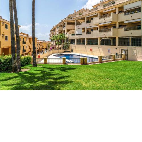Stunning apartment in Benalmadena Costa with Outdoor swimming pool and 2 Bedrooms