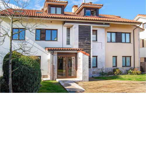 Stunning apartment in Colombres with WiFi and 2 Bedrooms