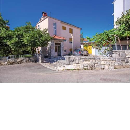 Stunning apartment in Crikvenica w/ 2 Bedrooms