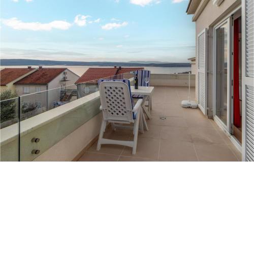 Stunning apartment in Dramalj with WiFi