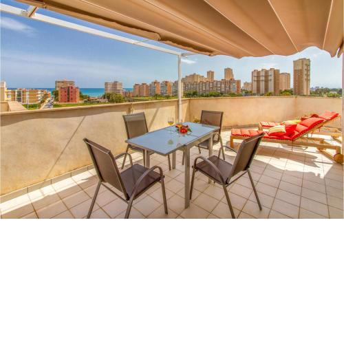 Stunning apartment in El Campello with Outdoor swimming pool, WiFi and 1 Bedrooms