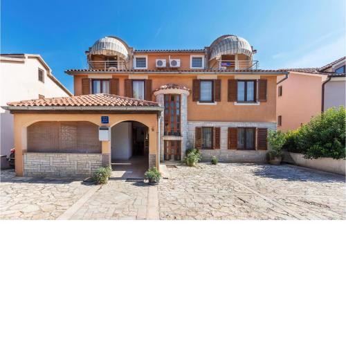 Stunning apartment in Fazana with 1 Bedrooms
