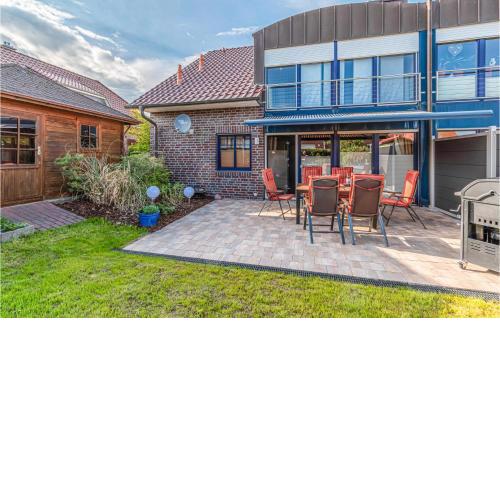 Stunning apartment in Fehmarn with WiFi and 2 Bedrooms