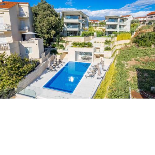 Stunning Apartment In Krk With Outdoor Swimming Pool, Sauna And 3 Bedrooms