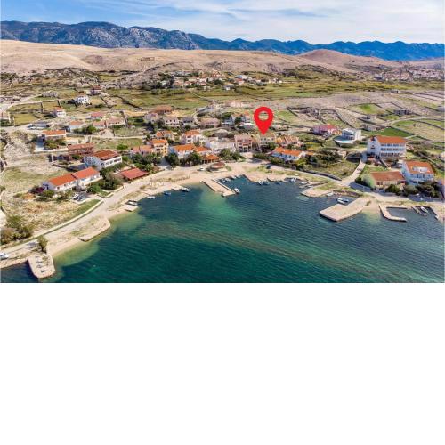 Stunning apartment in Kustici with 3 Bedrooms and WiFi