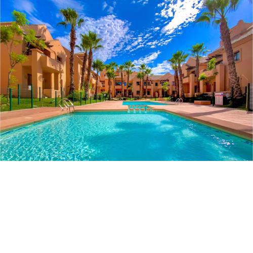 Stunning apartment in Los Alcázares with Outdoor swimming pool, WiFi and 2 Bedrooms