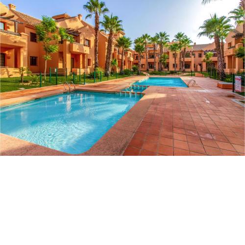 Stunning apartment in Los Alcázares with Outdoor swimming pool, WiFi and 2 Bedrooms