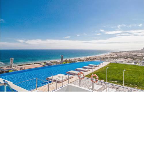 Stunning apartment in Los Arenales del Sol w/ Outdoor swimming pool, Jacuzzi and Outdoor swimming pool