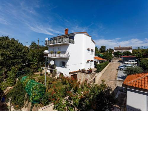 Stunning Apartment in Malinska with Terrace