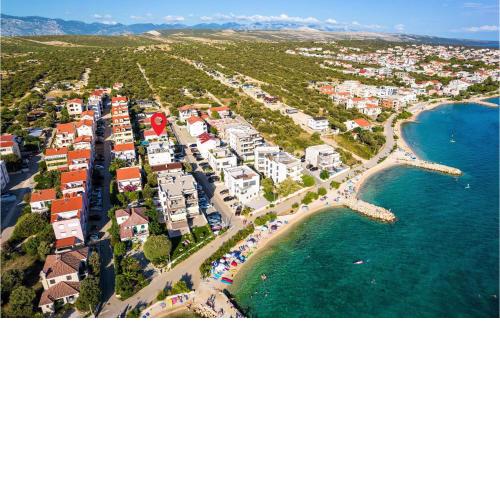 Stunning Apartment In Mandre With, Wifi And 2 Bedrooms