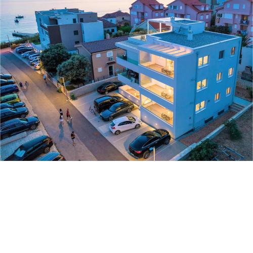 Stunning Apartment In Mandre With Wifi And 2 Bedrooms