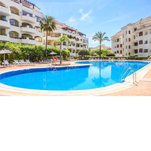 Stunning apartment in Marbella with Outdoor swimming pool, WiFi and 2 Bedrooms