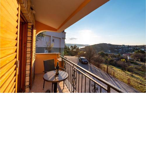 Stunning apartment in Modric with WiFi and 1 Bedrooms
