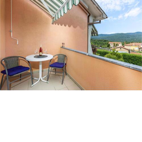 Stunning Apartment In Mucici With Wifi And 2 Bedrooms 2
