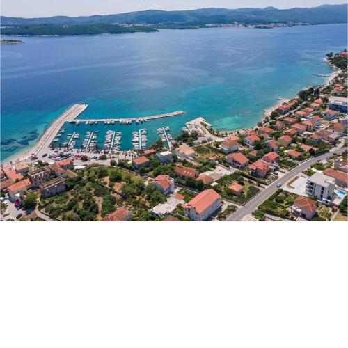 Stunning Apartment In Orebic With Outdoor Swimming Pool, Wifi And 2 Bedrooms 3