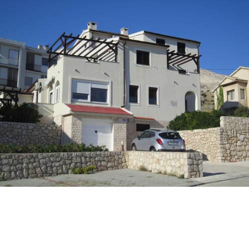 Stunning Apartment in Pag Dalmatia, Crotia