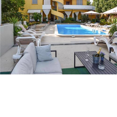 Stunning apartment in Pakostane with 1 Bedrooms, Outdoor swimming pool and WiFi