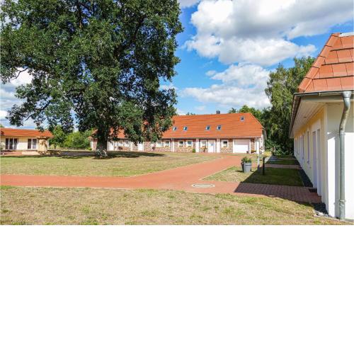 Stunning apartment in Passow OT Charlottenho with WiFi and 1 Bedrooms