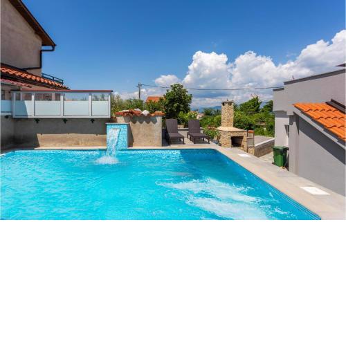 Stunning apartment in Polje with Outdoor swimming pool and 1 Bedrooms