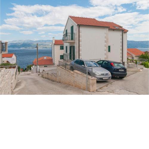 Stunning apartment in Postira with WiFi and 2 Bedrooms