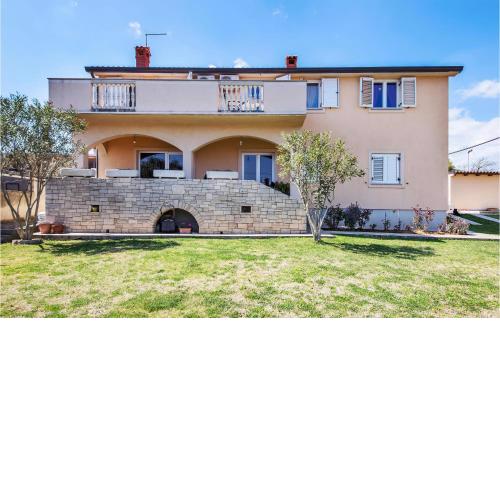 Stunning apartment in Pula with WiFi and 1 Bedrooms