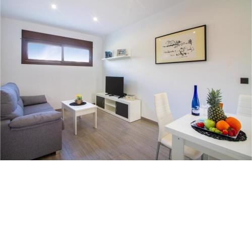 Stunning apartment in San Juan de los Terrer with WiFi and 2 Bedrooms