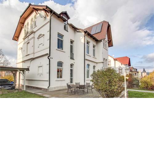 Stunning apartment in Sondershausen w/ 2 Bedrooms