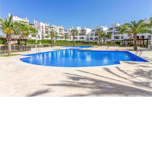 Stunning apartment in Torre-Pacheco with Outdoor swimming pool, WiFi and 2 Bedrooms