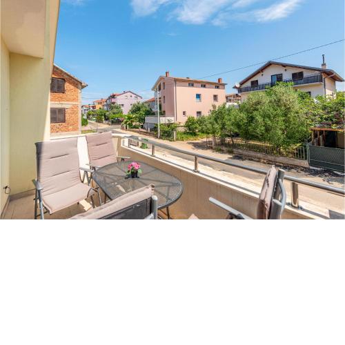 Stunning Apartment In Zadar With Wifi And 2 Bedrooms 2