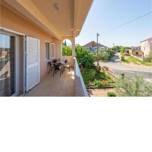 Stunning Apartment In Zadar With Wifi And 3 Bedrooms