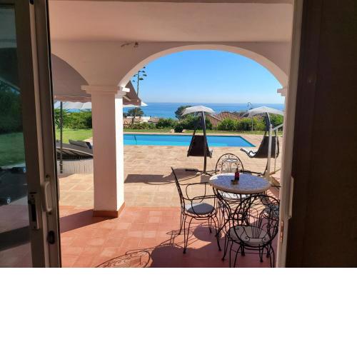 Stunning Apartment with pool close to Estepona ES