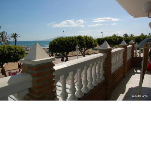 Stunning Beachfront Apartment Duplex