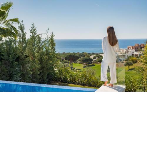 Stunning First Line Golf Villa in Cabopino
