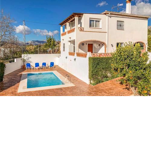 Stunning home in Algatocín w/ Outdoor swimming pool, Outdoor swimming pool and 4 Bedrooms