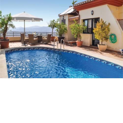 Stunning home in Almuñécar w/ WiFi, Outdoor swimming pool and 4 Bedrooms