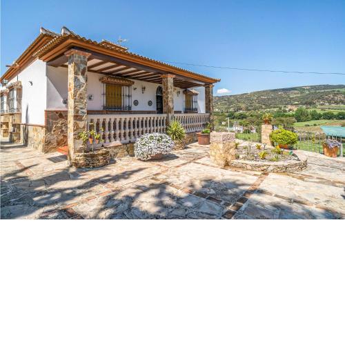 Stunning home in Arriate with Outdoor swimming pool, WiFi and Private swimming pool