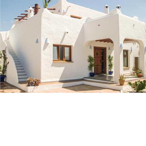 Stunning home in Conil de la Frontera w/ Outdoor swimming pool, Outdoor swimming pool and 3 Bedrooms