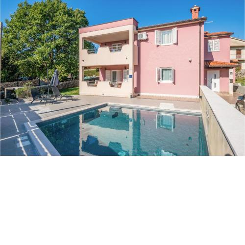 Stunning home in Labin with 4 Bedrooms, Outdoor swimming pool and WiFi