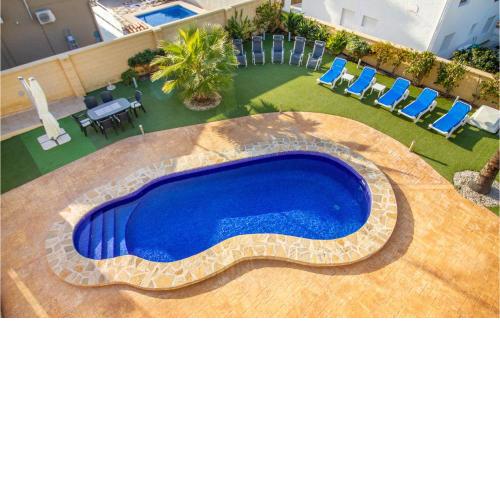 Stunning home in l'Alfàs del Pi with Outdoor swimming pool, WiFi and 6 Bedrooms