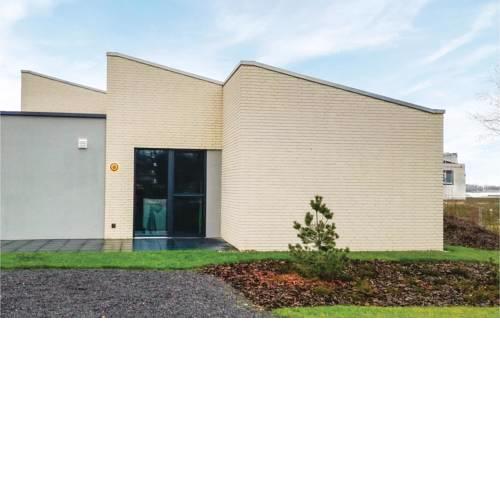 Stunning home in Lembruch/Dümmer See w/ Sauna and 3 Bedrooms