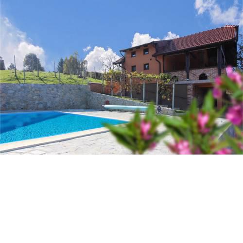 Stunning home in Ludbreg w/ Outdoor swimming pool and 2 Bedrooms