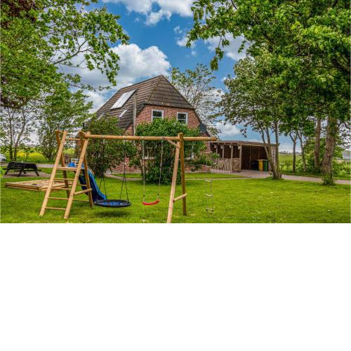 Stunning home in Niebüll with WiFi and 4 Bedrooms