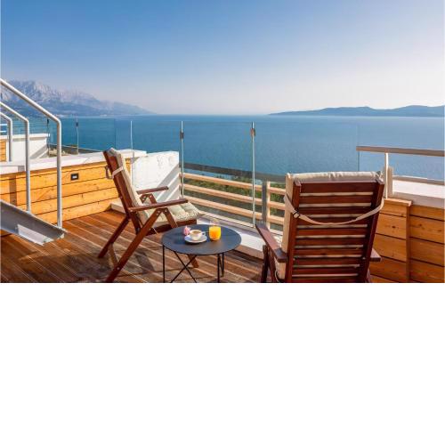 Stunning home in Omis with Outdoor swimming pool, WiFi and Heated swimming pool