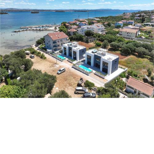 Stunning Home In Pasman With Jacuzzi, Wifi And 4 Bedrooms