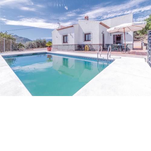 Stunning home in Periana w/ Outdoor swimming pool, WiFi and 3 Bedrooms